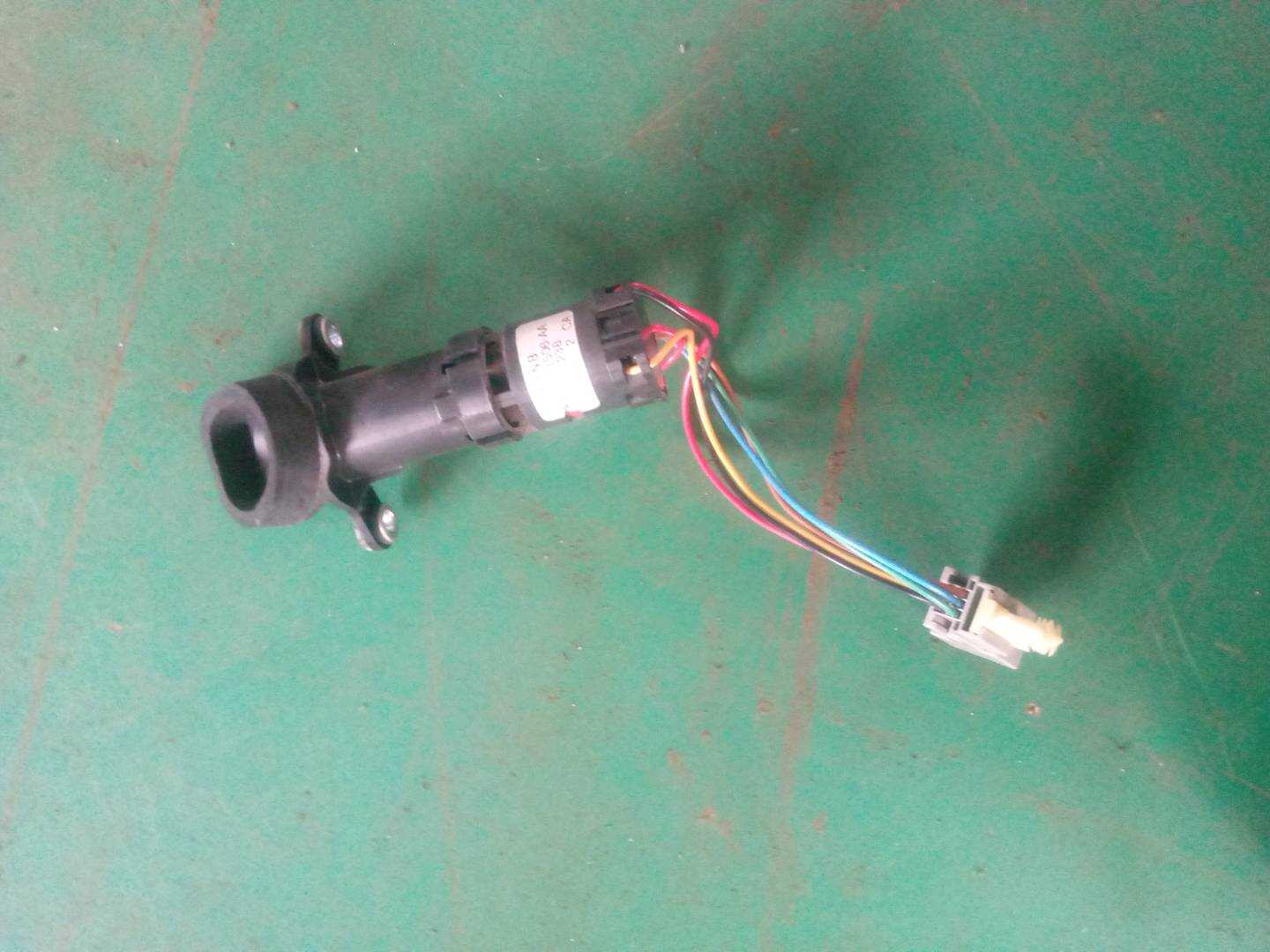 C2D5796 车内温度传感器