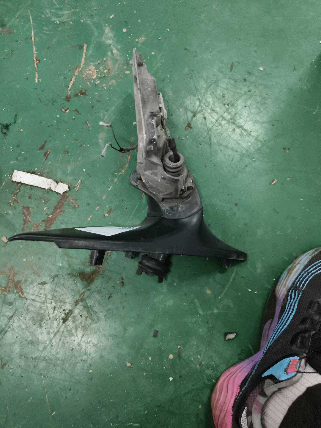 51167283607 Side Mirror Mounting Base, Left