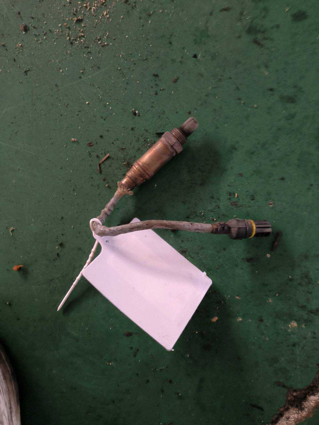 11787513962 前氧传感器(4-6缸)