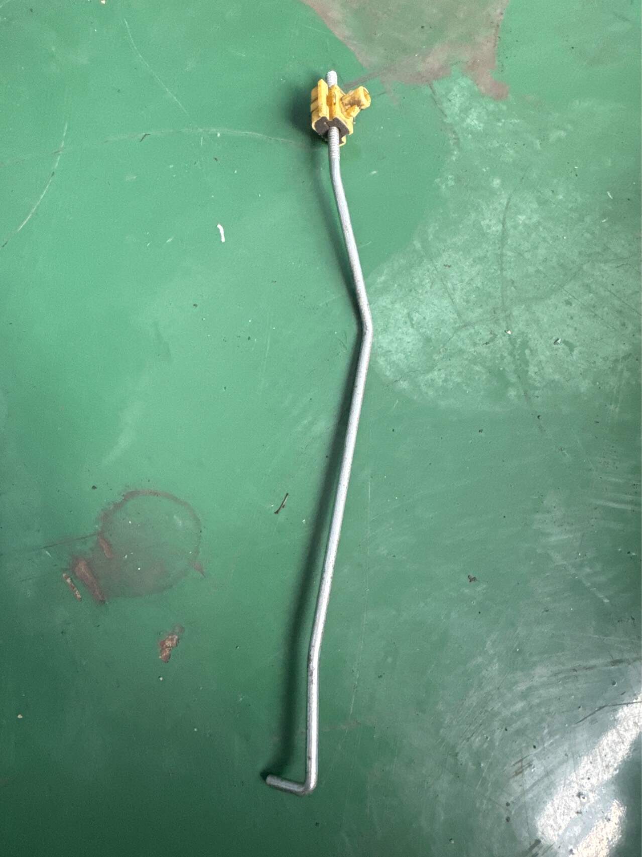 10155561 Front Door Outer Handle Rod