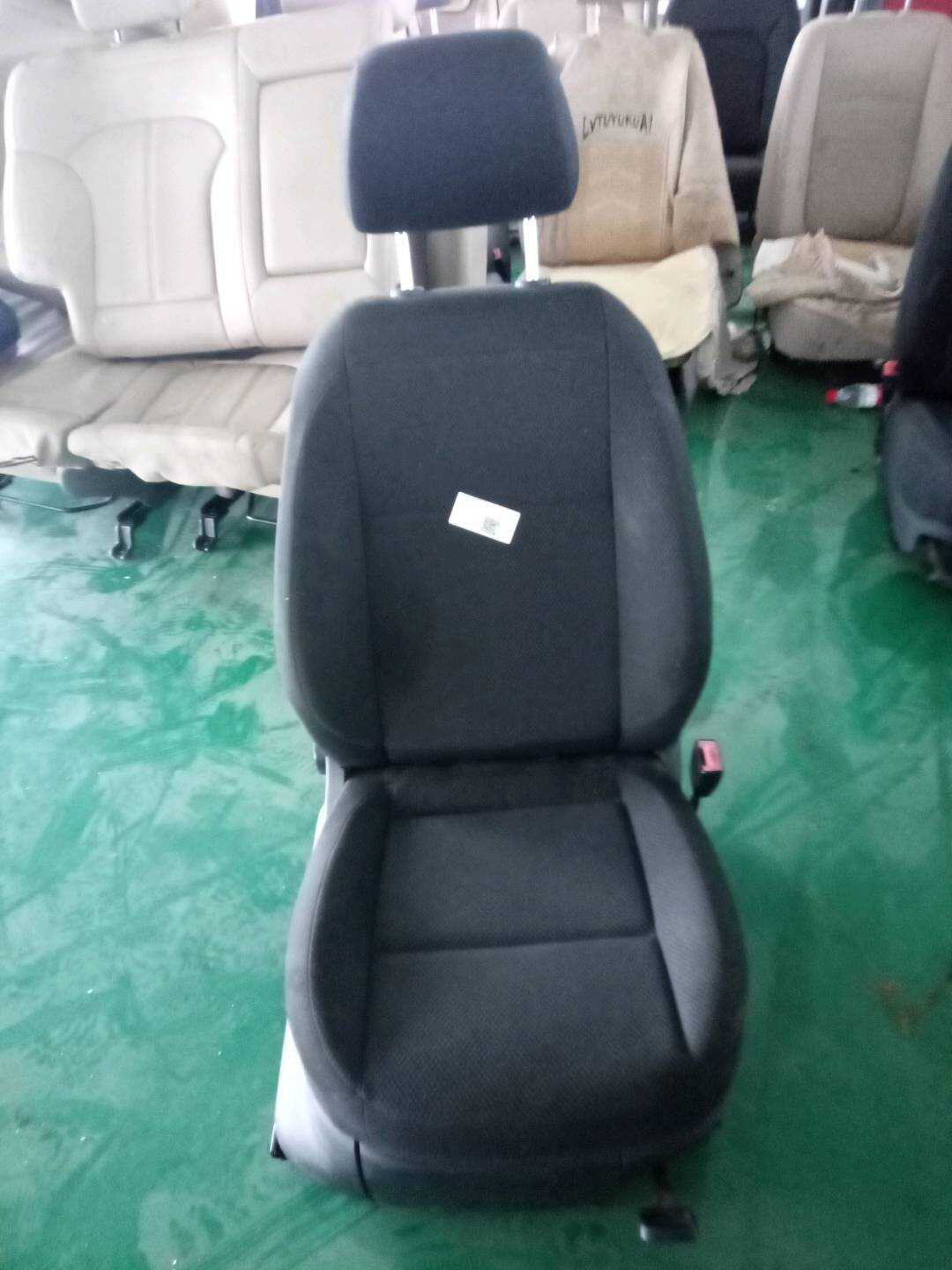 6QD881046 副驾驶员座椅总成
