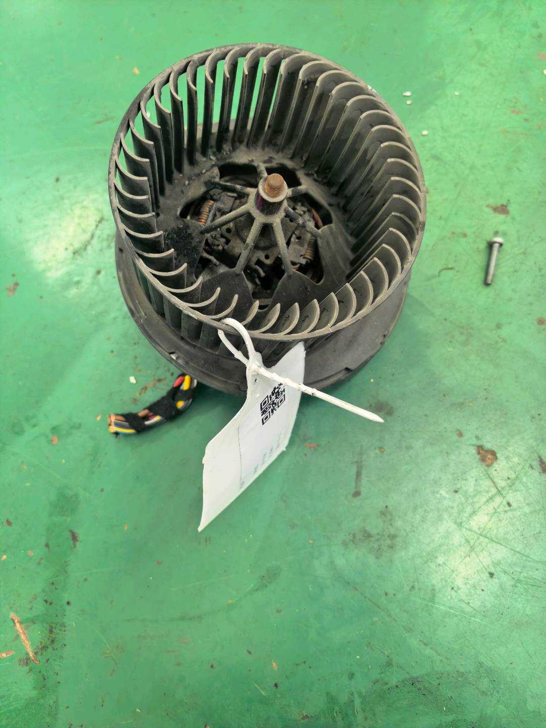 1KD819015 Blower Motor
