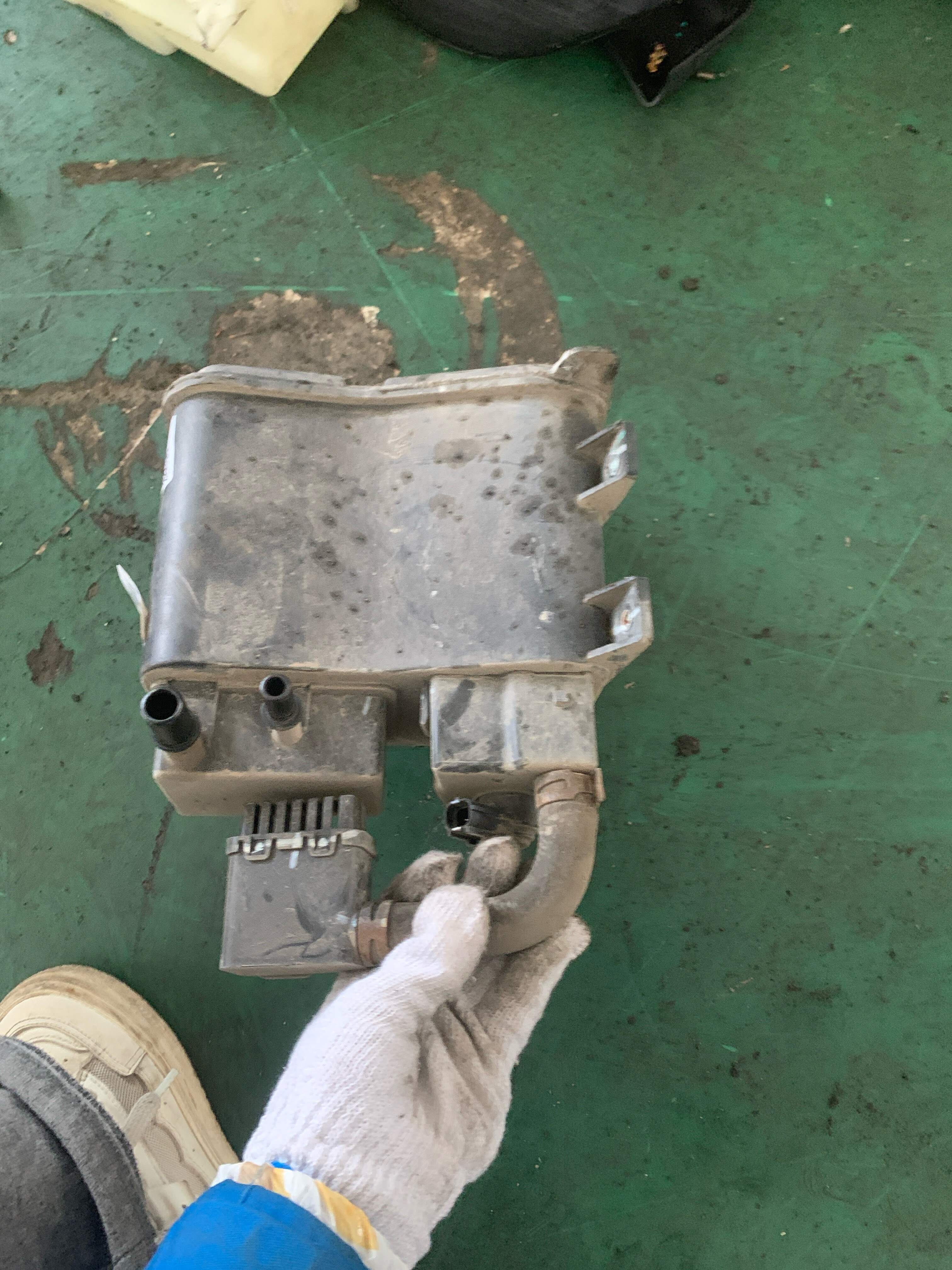 10999434 Charcoal Canister