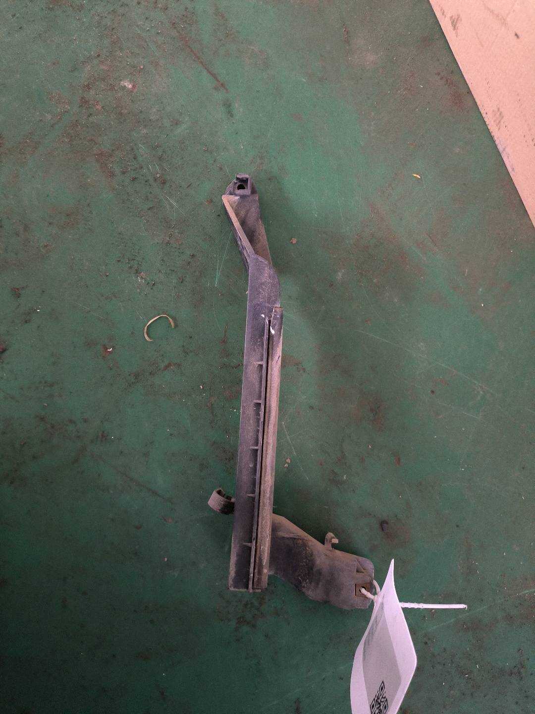 9674638280 Rear Door Window Guide Rail, Rear Right