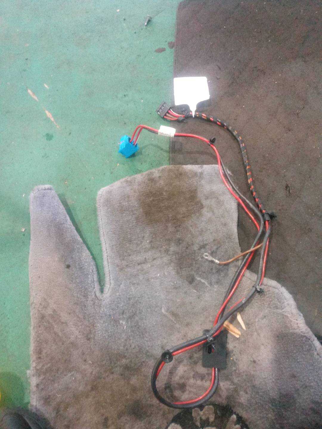 61129254331 Wire Set