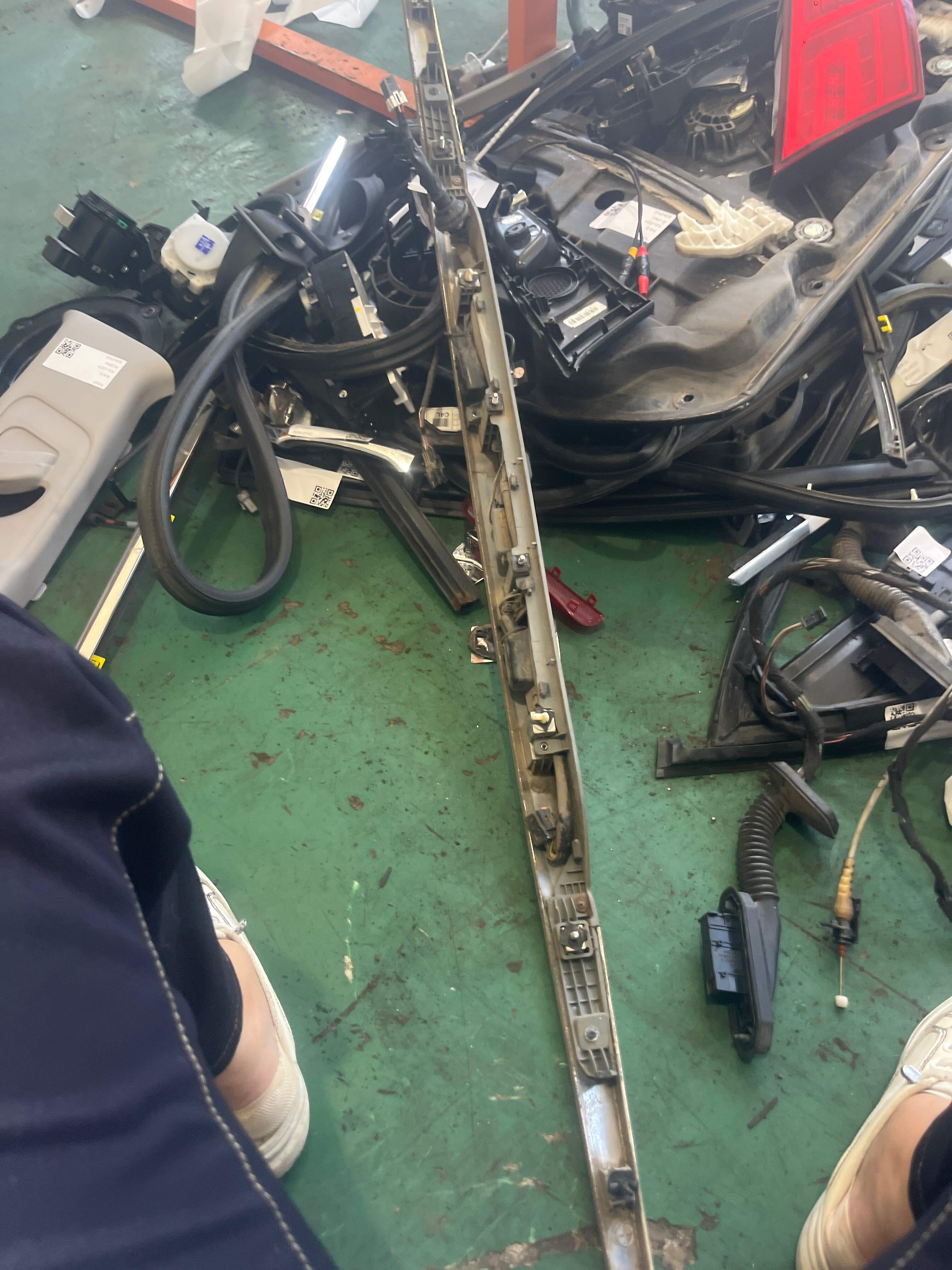 87372B3020 后牌照灯支架