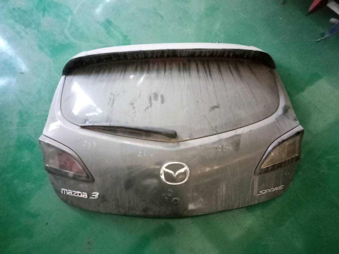 BBY96202XE 尾盖总成