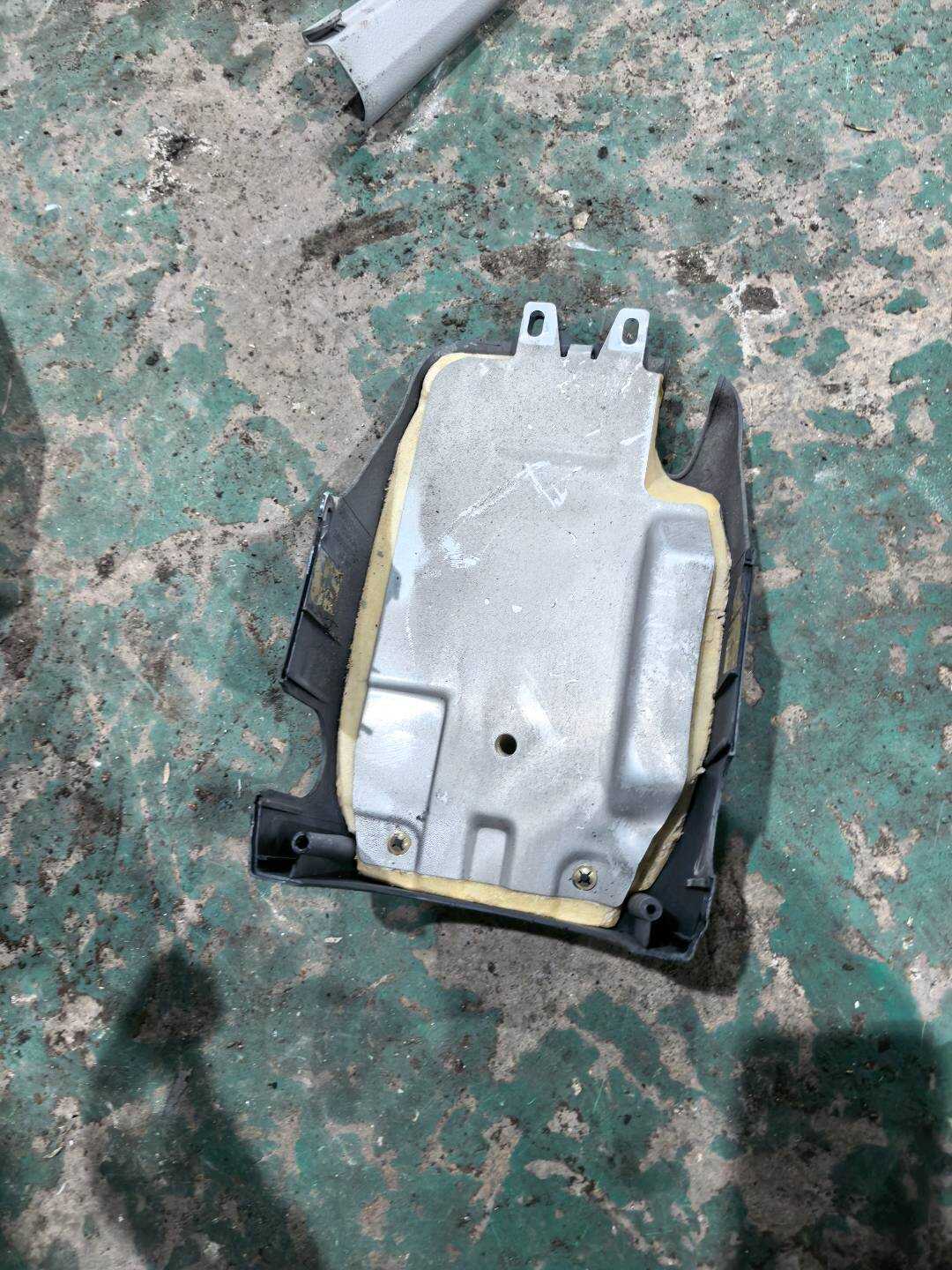 4F0953512E 组合开关护罩(下)
