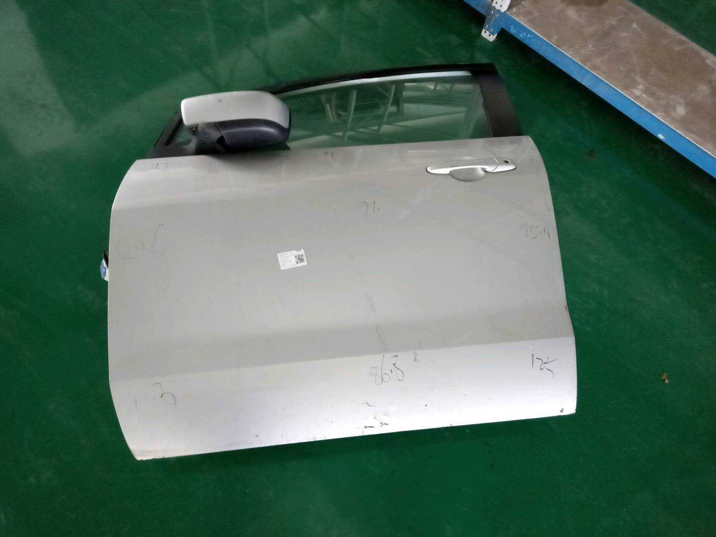 CDY35902X Front Door Shell, Left