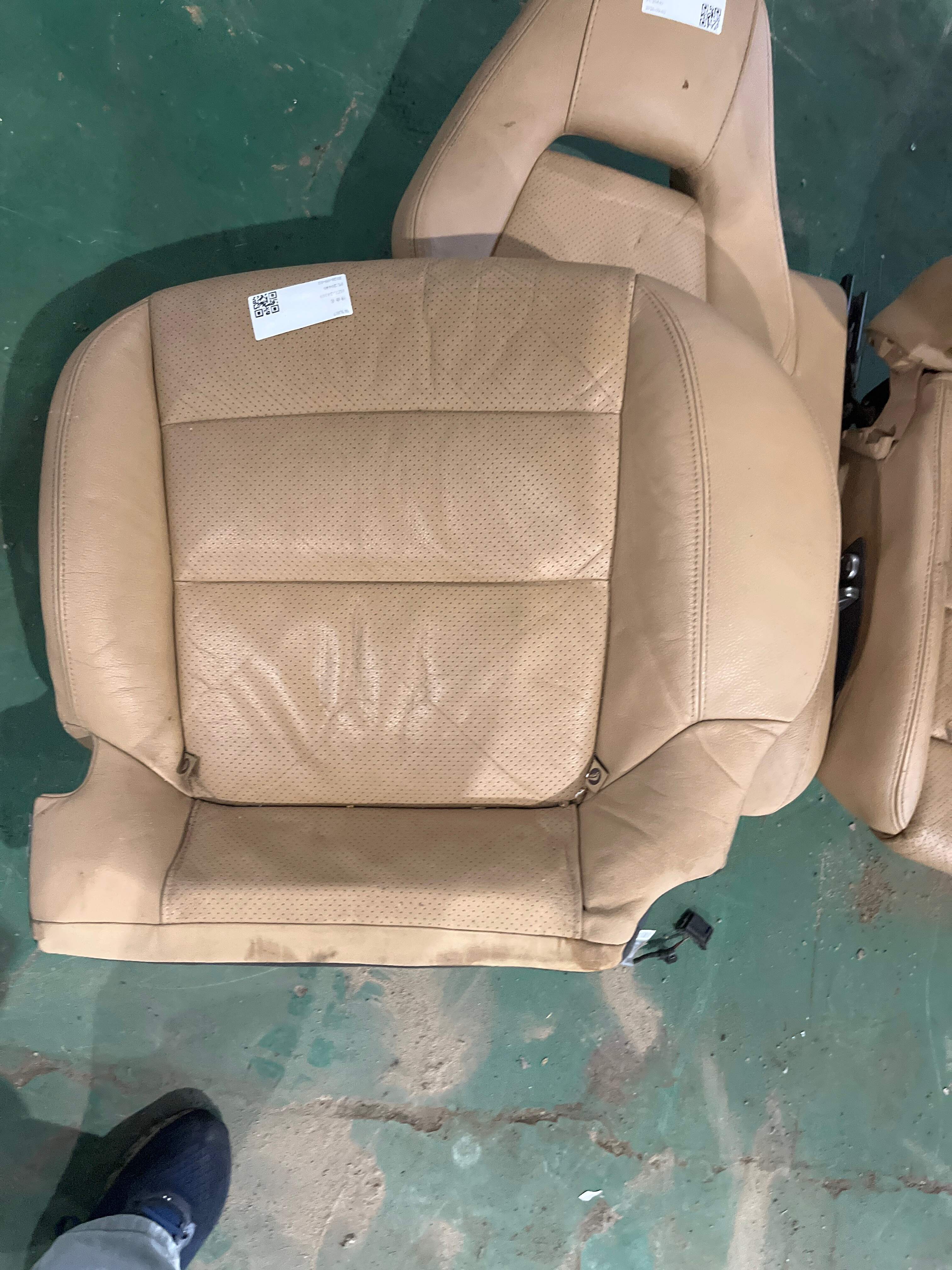 97052257206 Rear Seat Base Cushion, Right