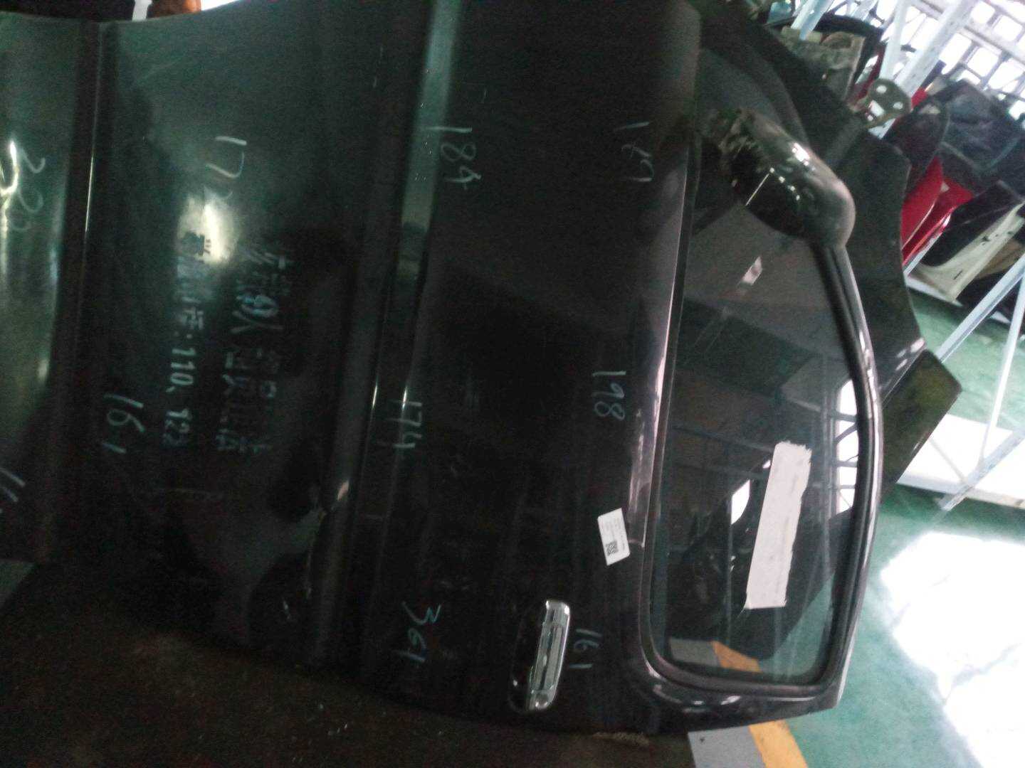 SHG6401002Y 前门壳(左)