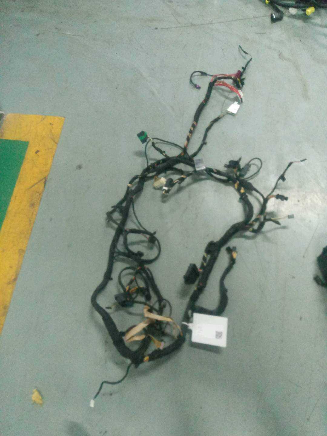 61129140904 仪表台线束