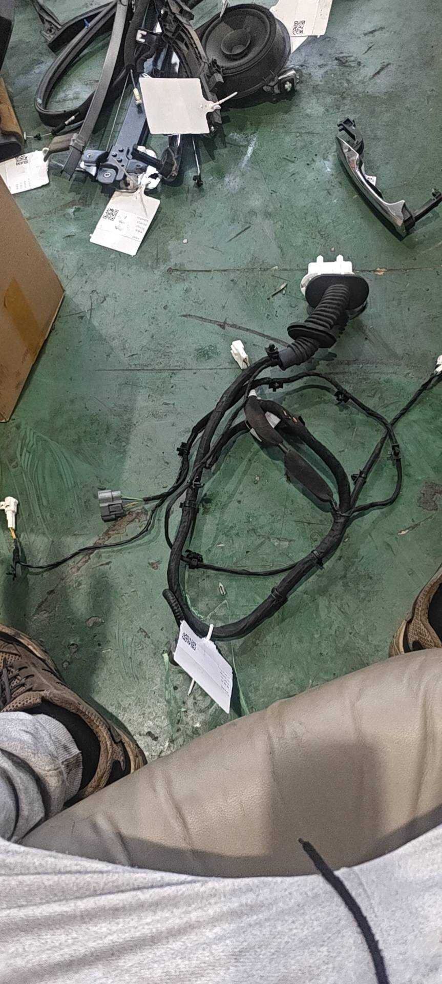 4002510XKZ0YA 左前门线束总成