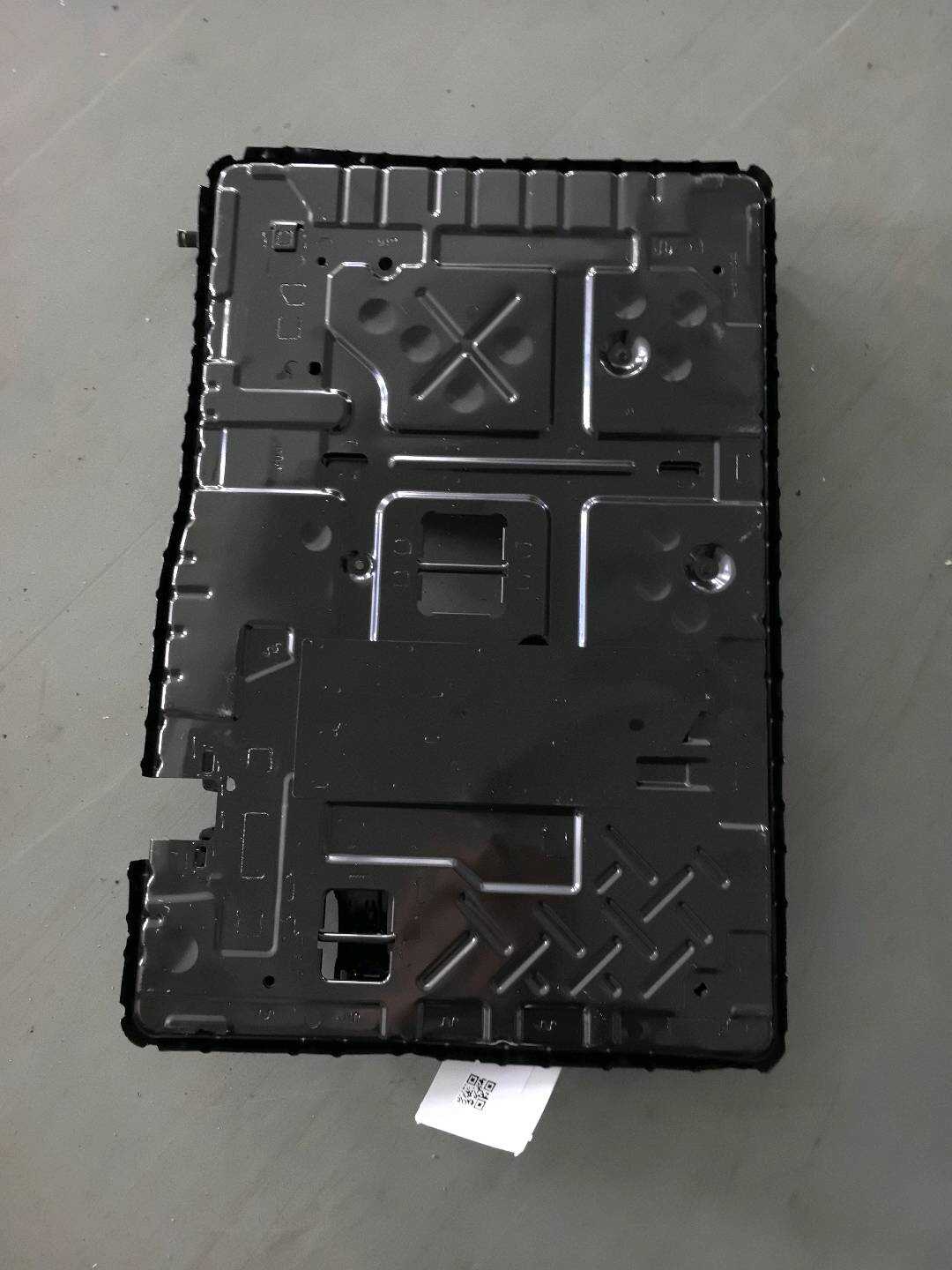 52207399218 后座椅靠背骨架(右)