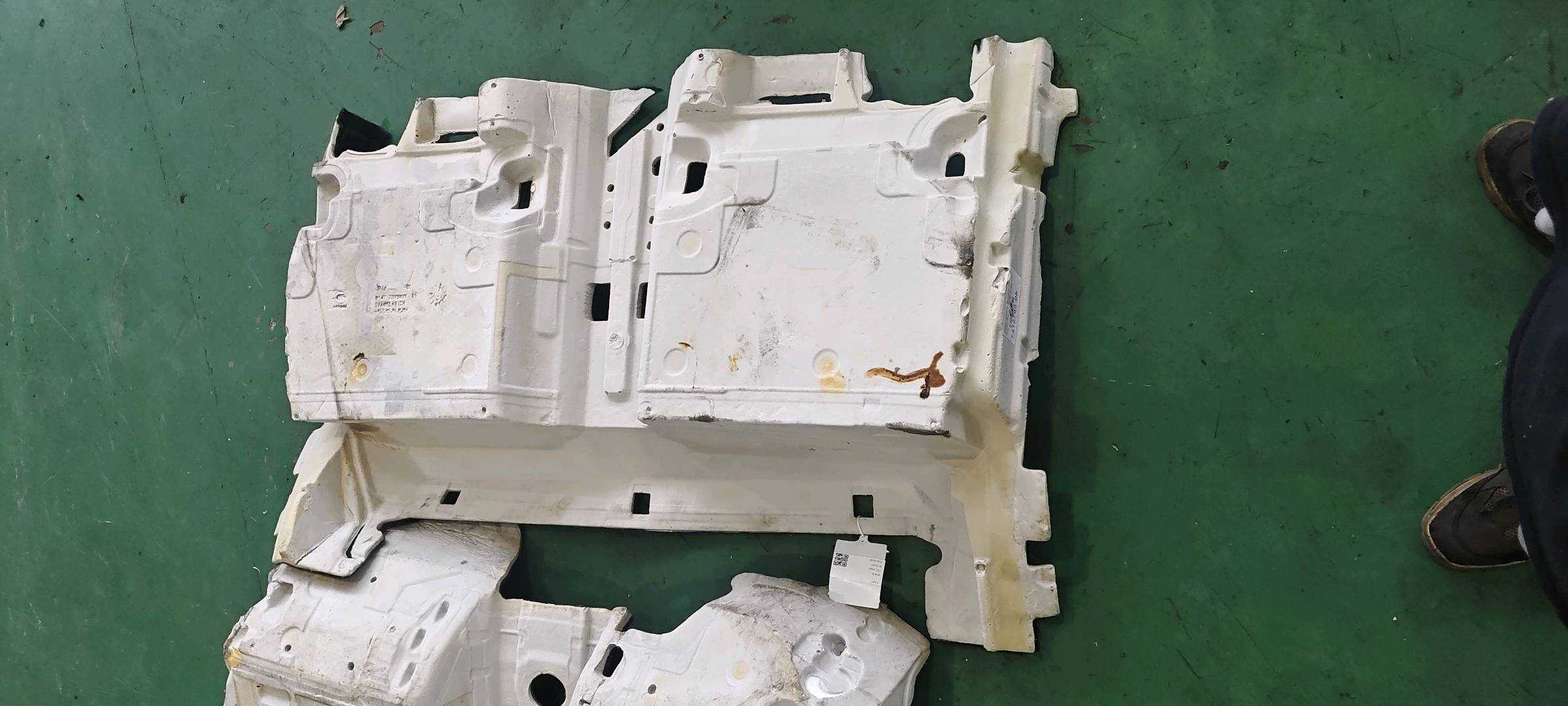 51477412786 Floor Carpet, Rear