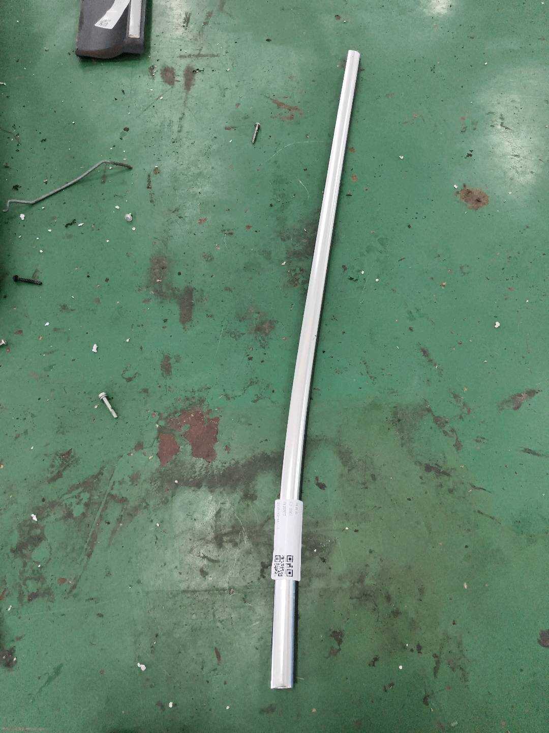 51227205743 Rear Door Window Molding (Left Outer)