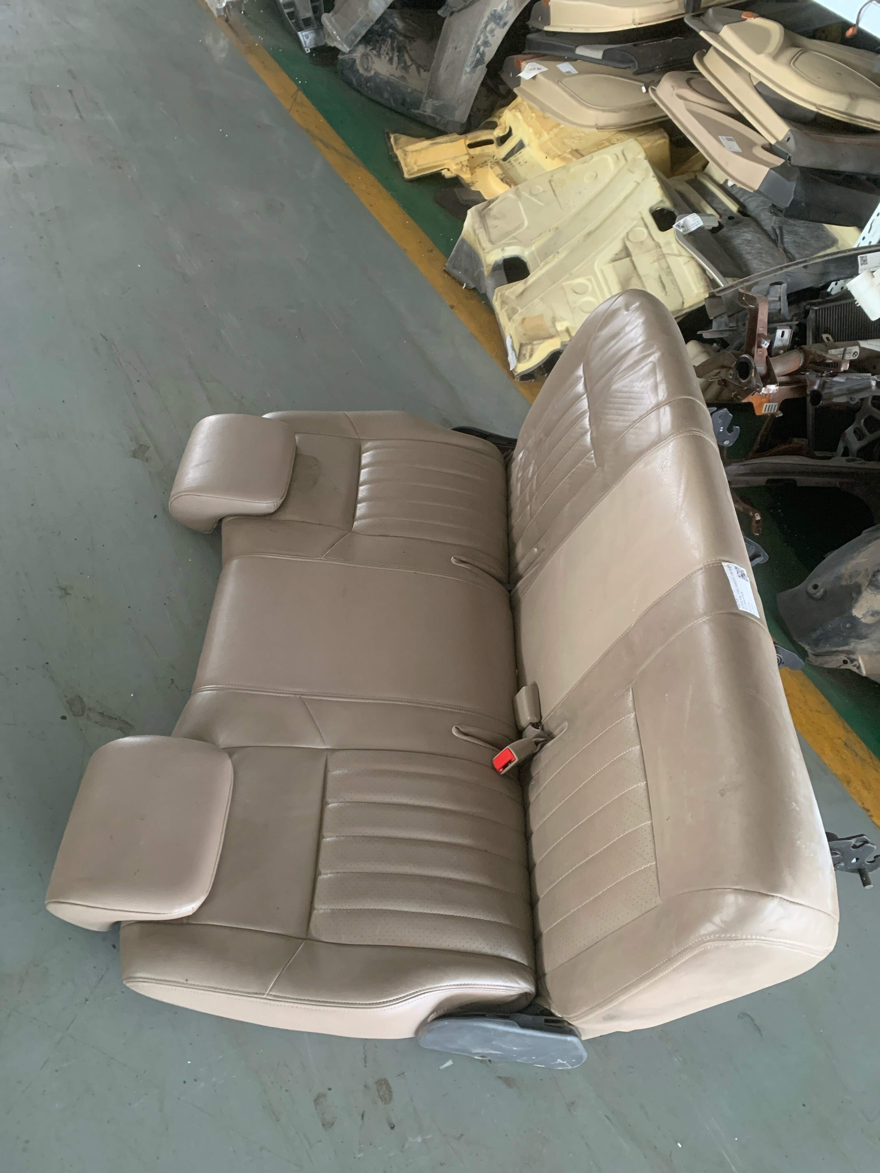 9041578 后三排座椅总成