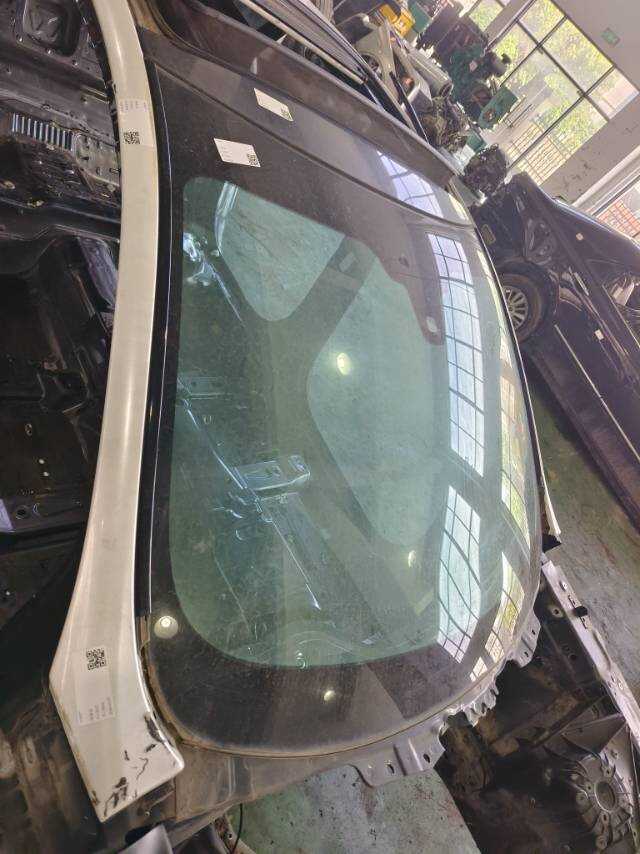C2D32760 前风挡玻璃