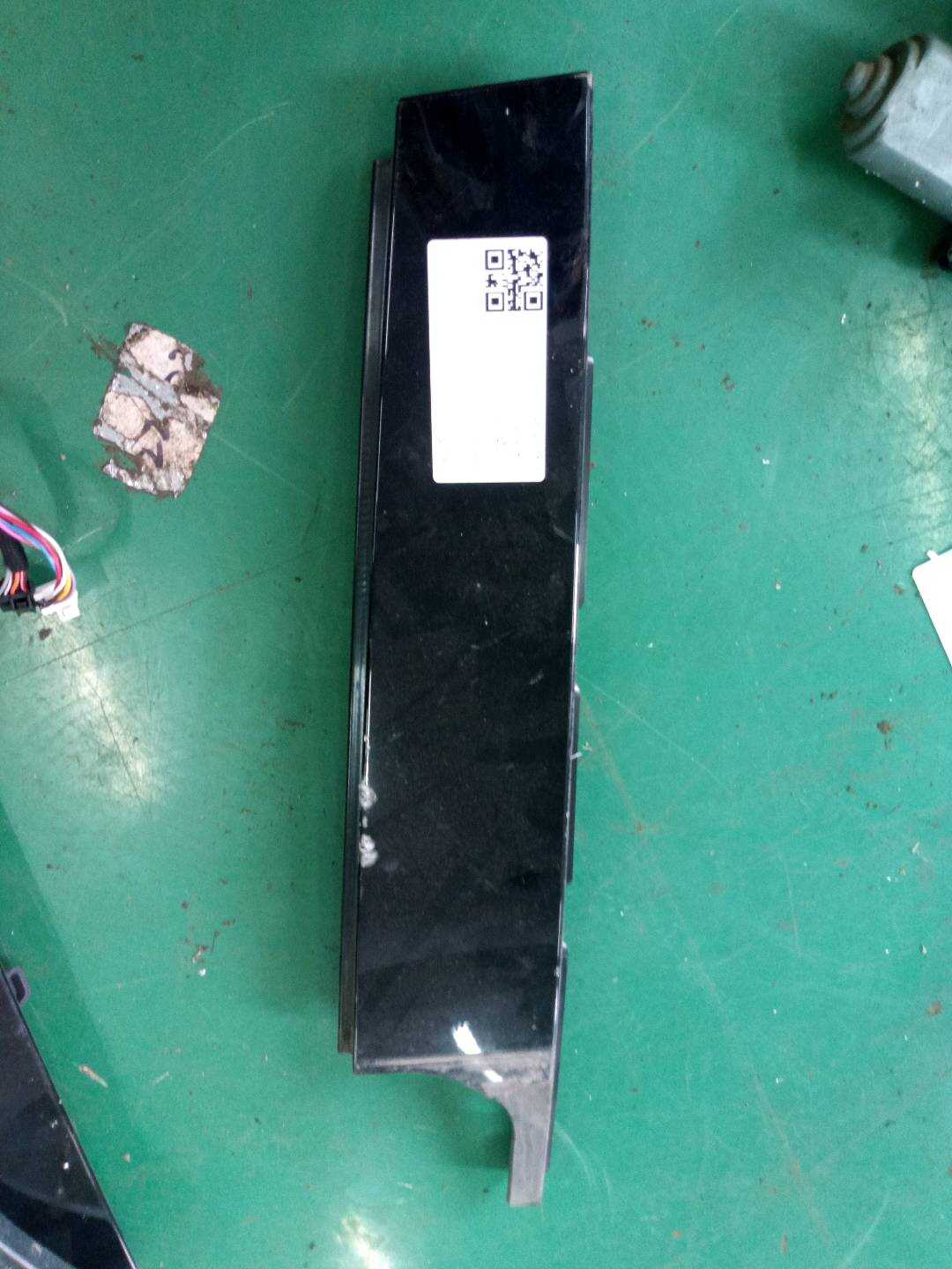 51359800619 后门窗框外饰板（左前）