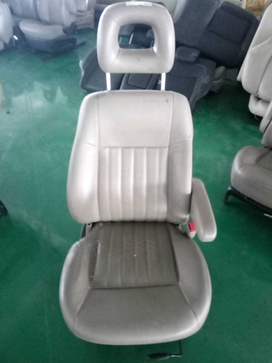 9031461 副驾驶员座椅总成
