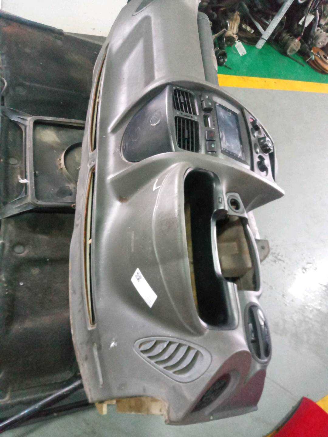 8471026103YD 仪表台壳