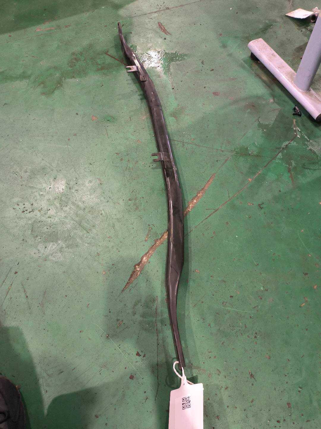 8R0805629F Additional Reinforcement, Upper