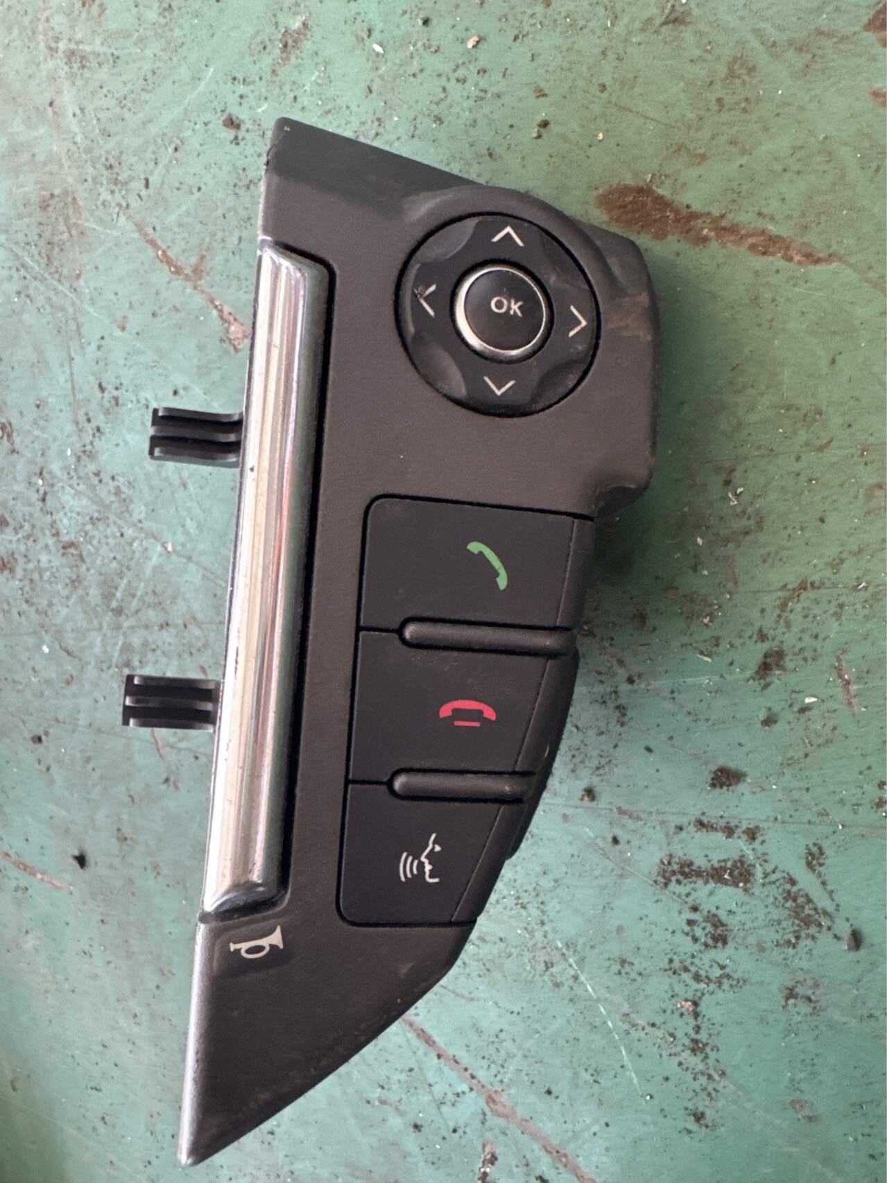 LR040348 Steering Wheel Multi-Function Switch, Right