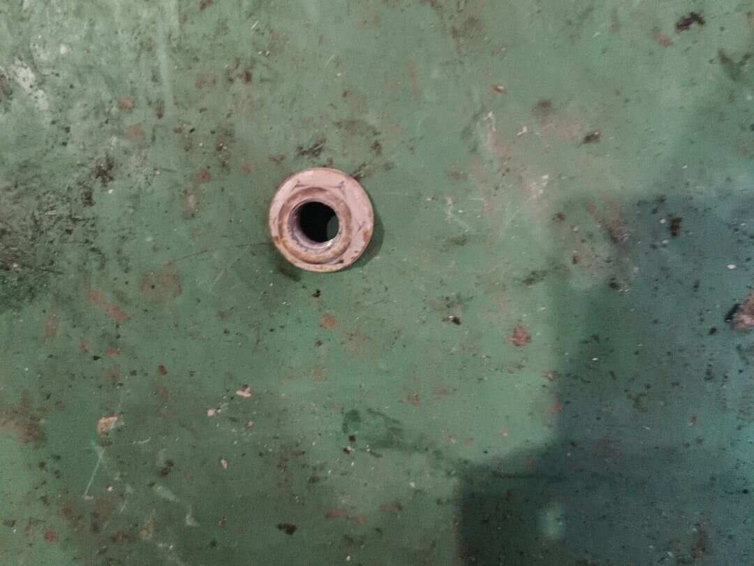 C2Z3375 Nut