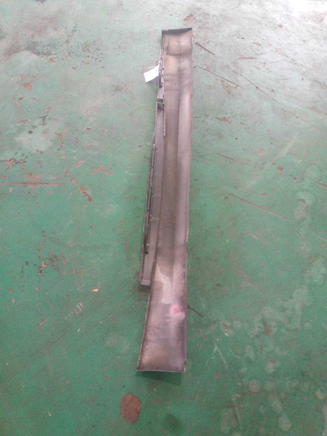 51777046346 底大边(右)