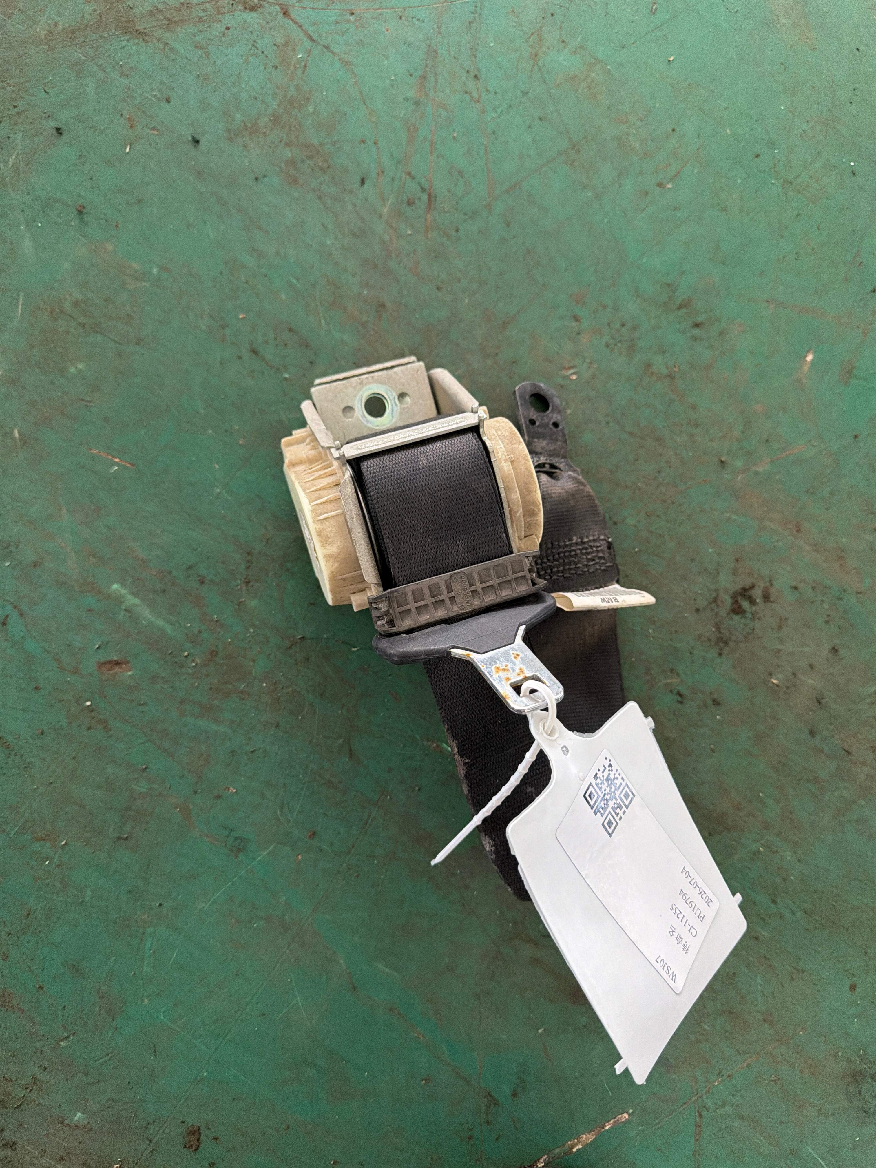 72113448361 Rear Seat Side Seat Belt, Left
