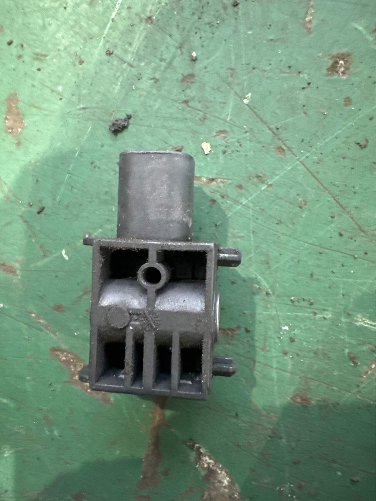 YDB500410 Front Airbag Sensor