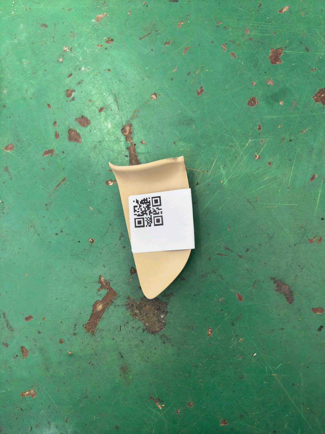 6928330050A0 后门内拉手框盖板（右）