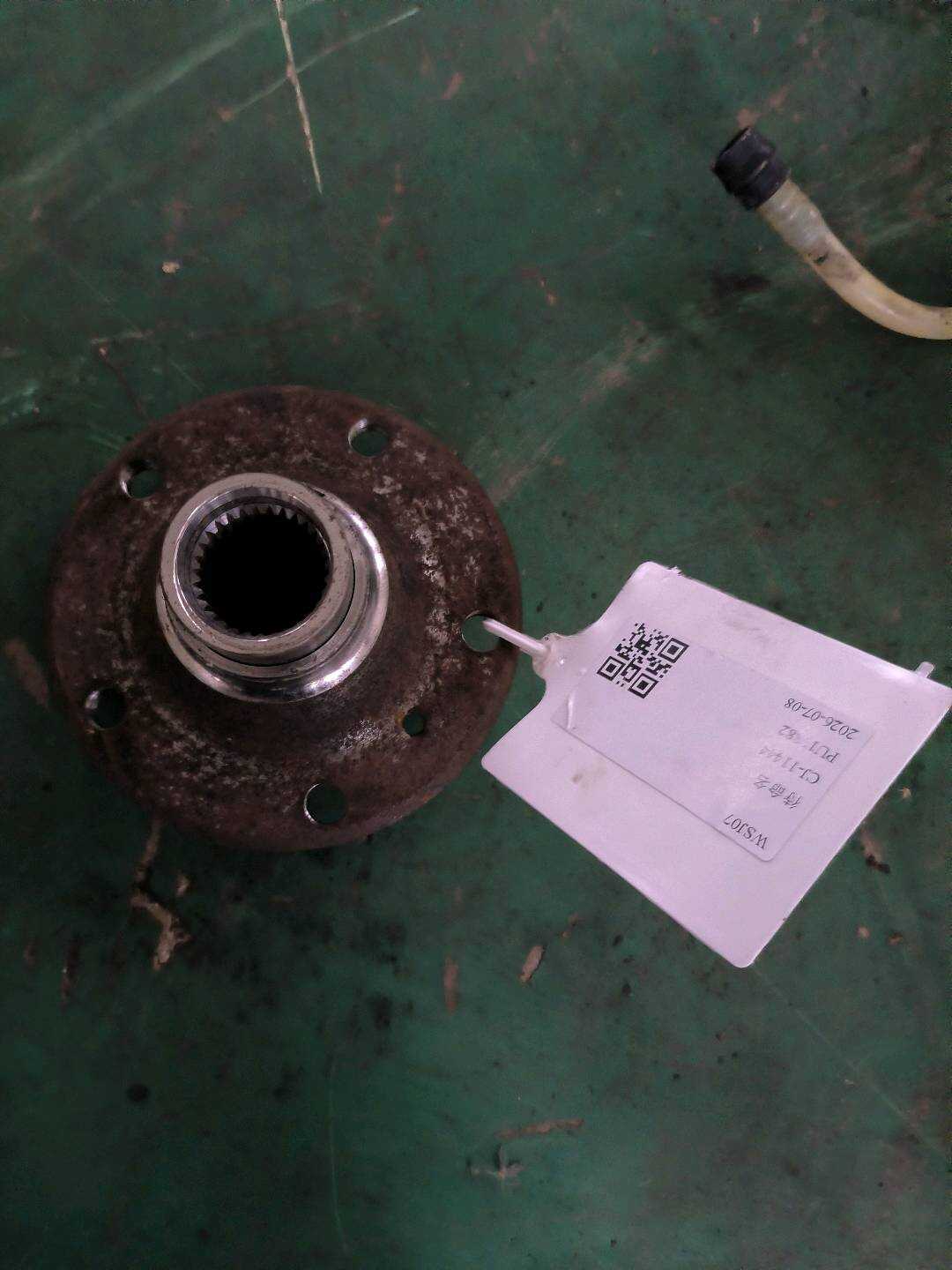 33411090505 后轮轴承(右)
