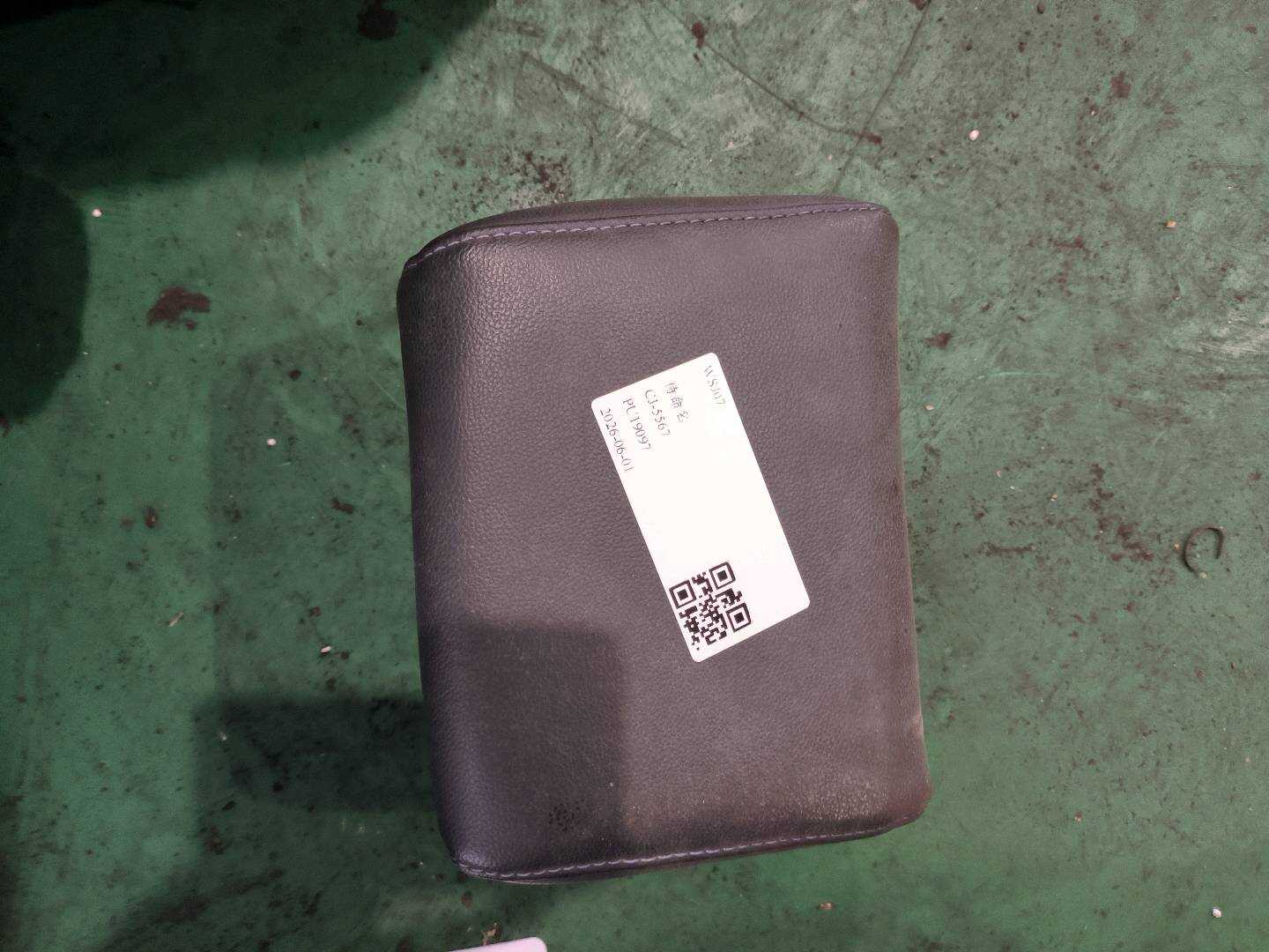 89710B3100XC7 后座椅头枕(中)