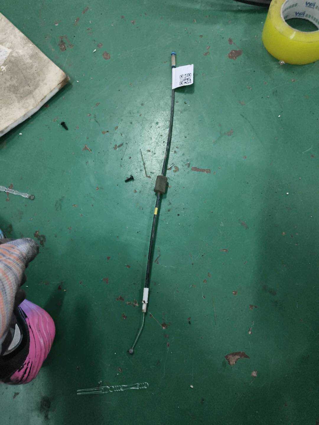 8796106335 后门内拉手拉线(左)