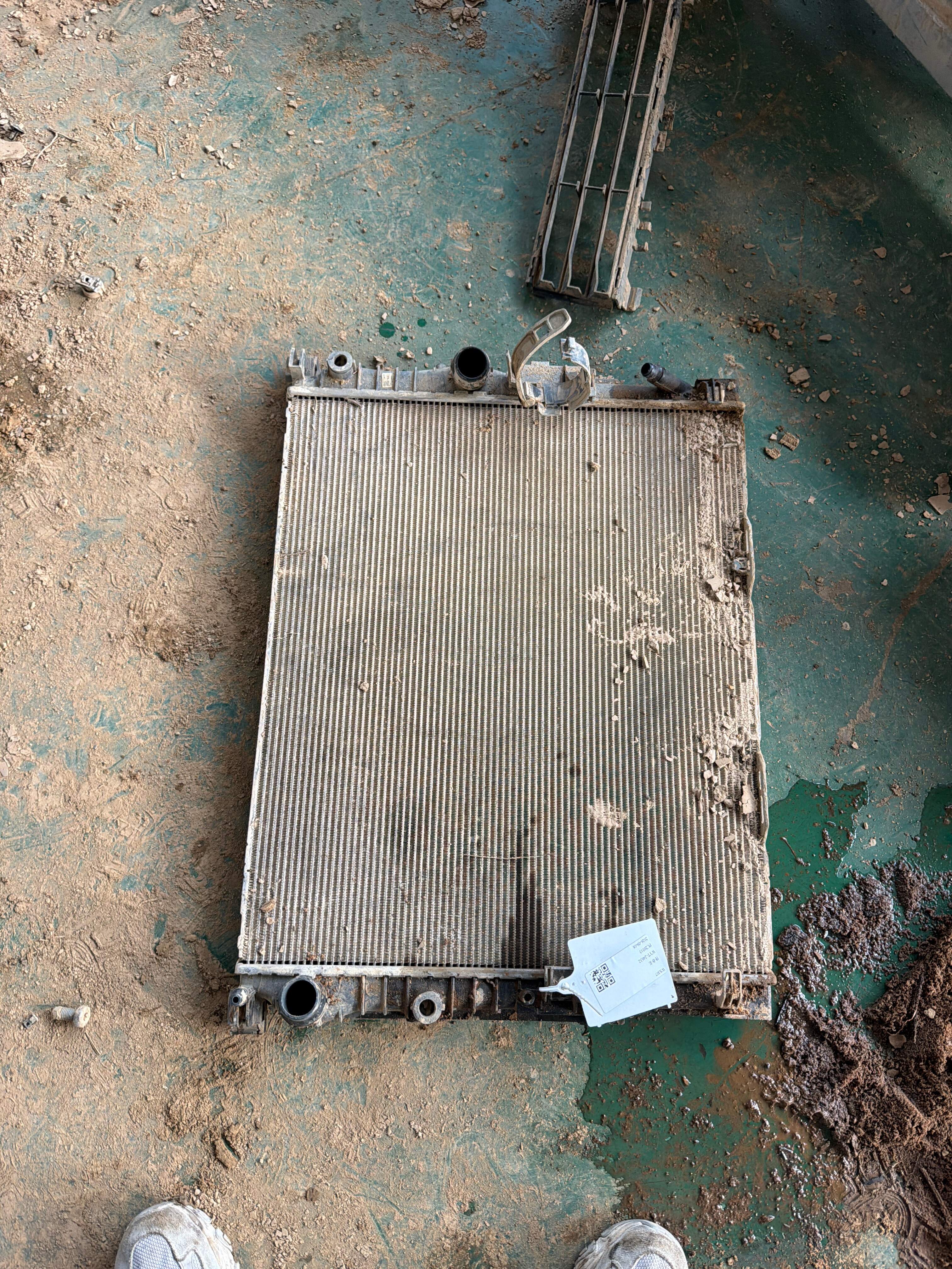 17119896292 Radiator