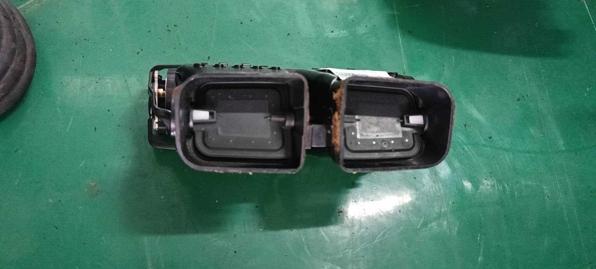 C2Z21717 Center Console Vent, Rear
