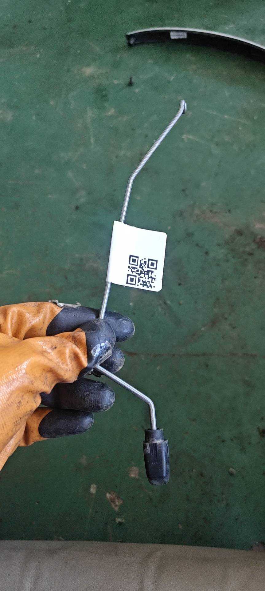 51223449108 前门锁止杆(右)