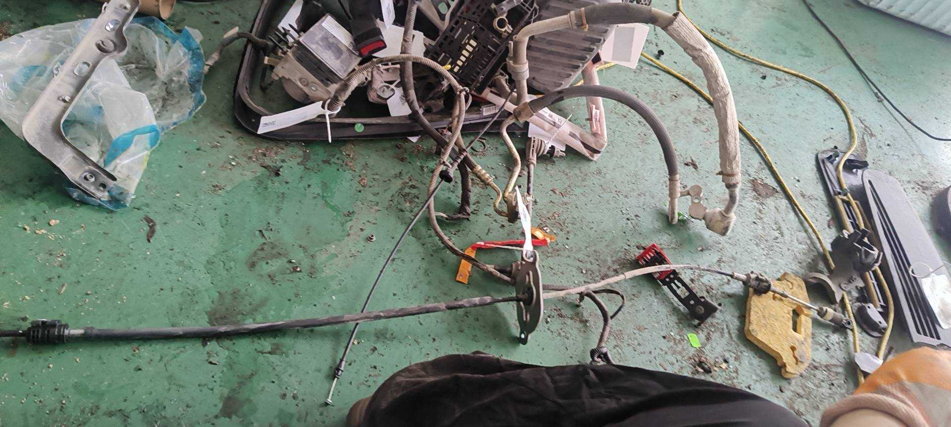 87854888 变速器换档拉线