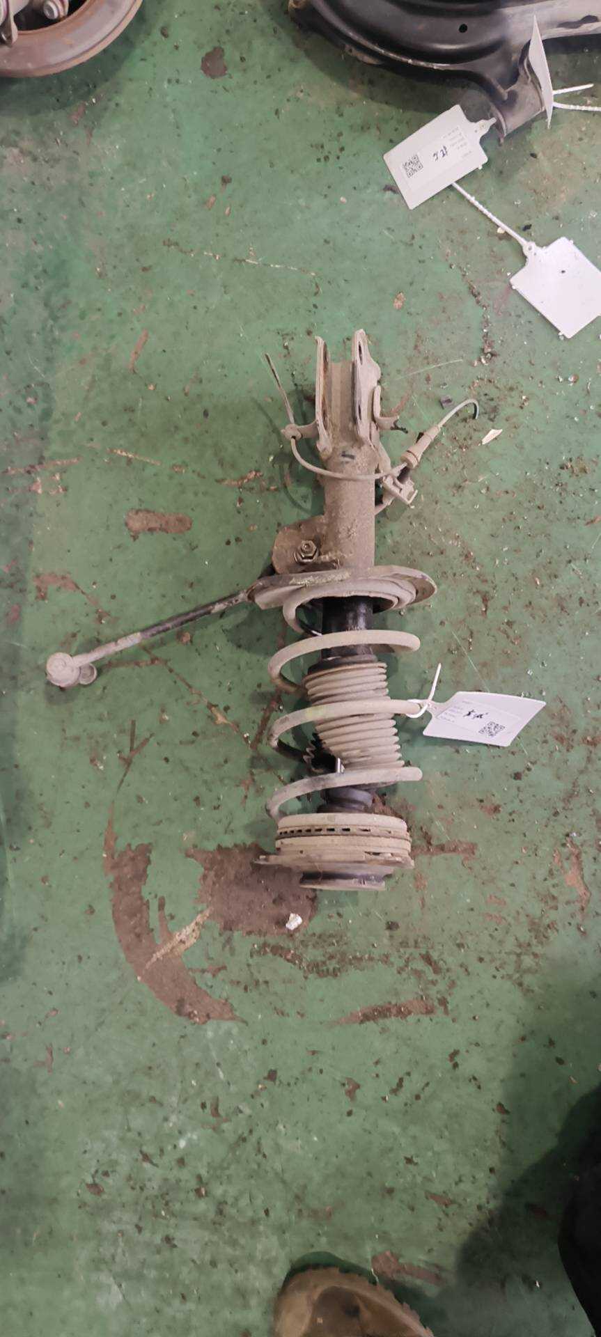 543035MA0C 前减震器芯(左)