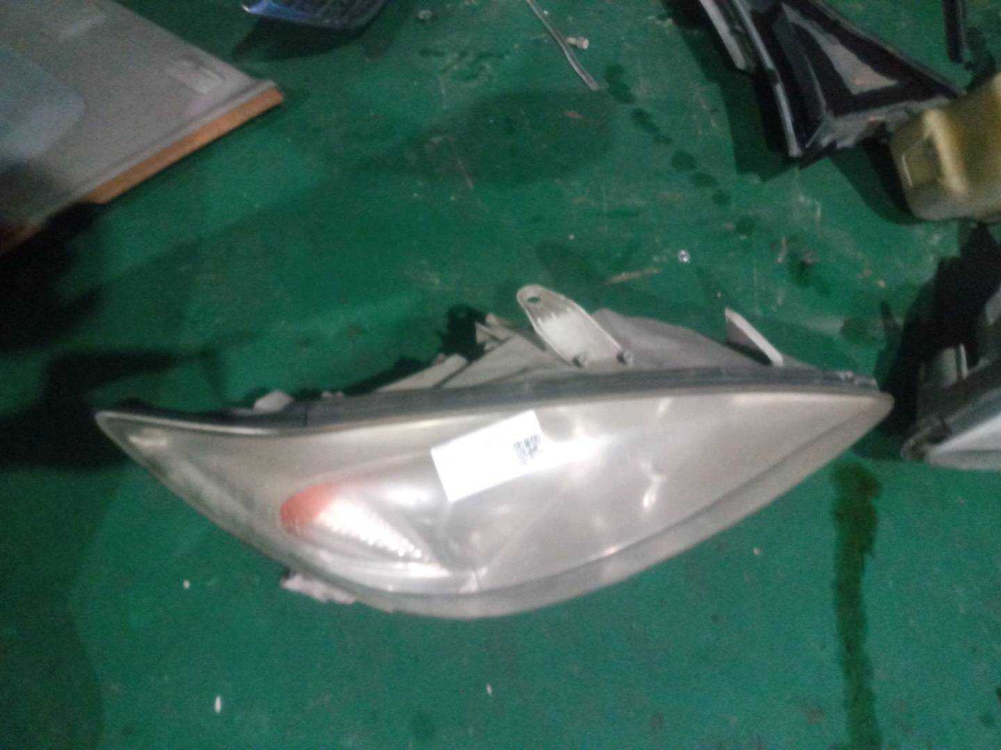 8117033440 前大灯半总成(左)