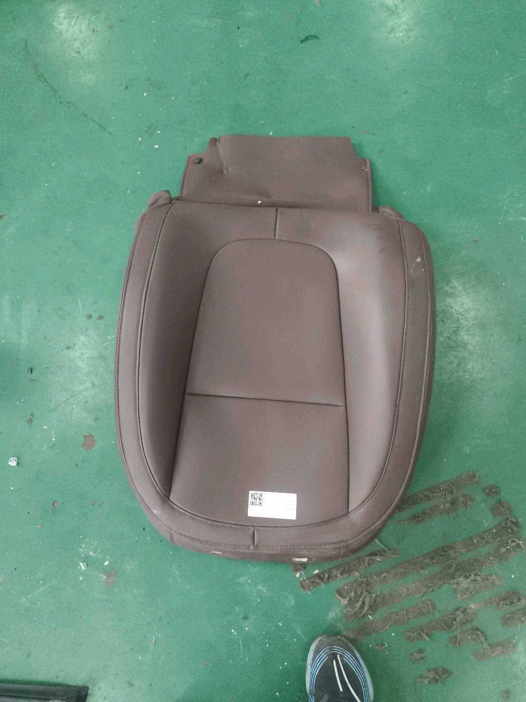 C2Z11201SEL 副驾驶员座椅靠背总成