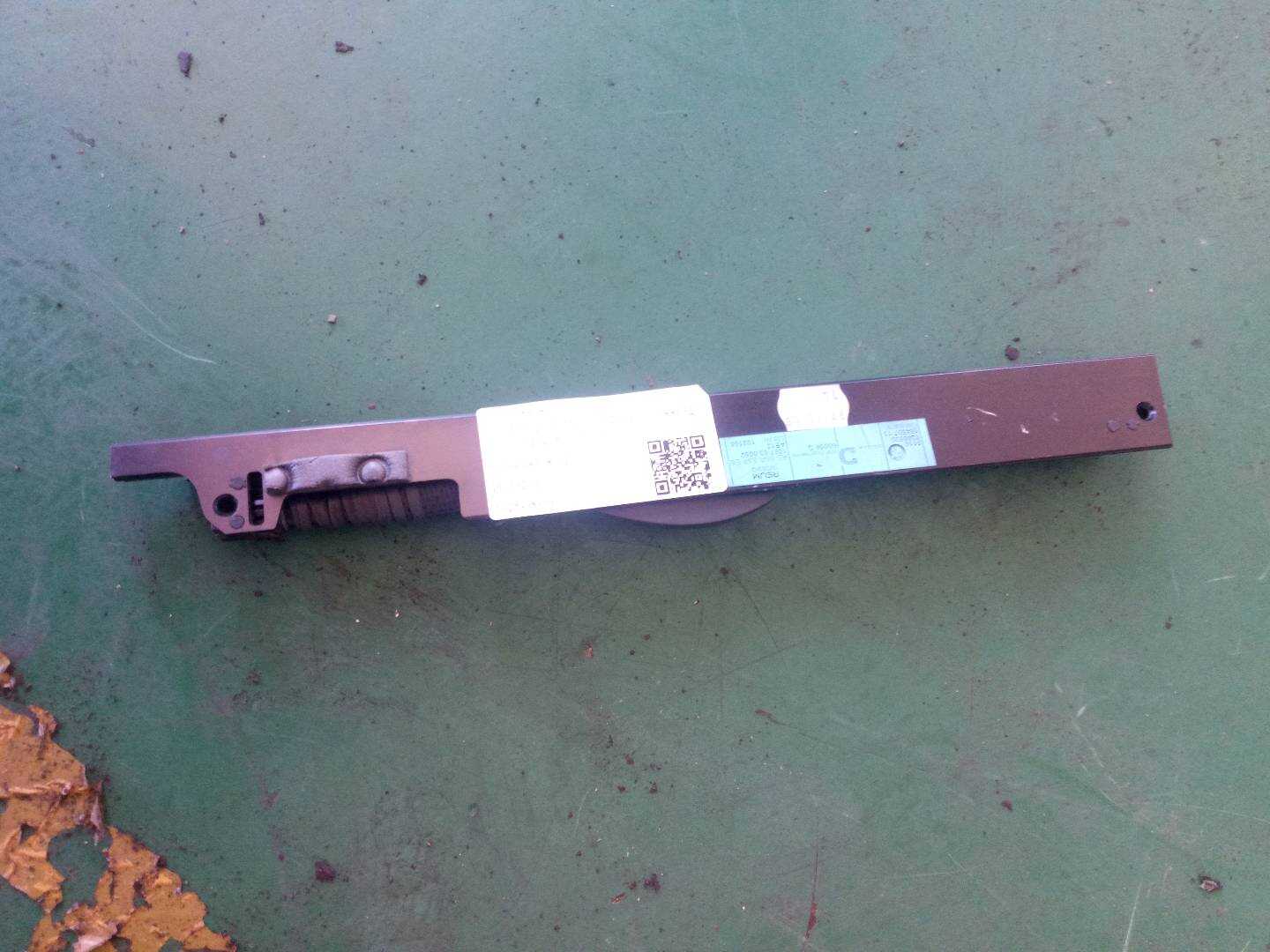 51166983080 后门三角窗遮阳帘(右)