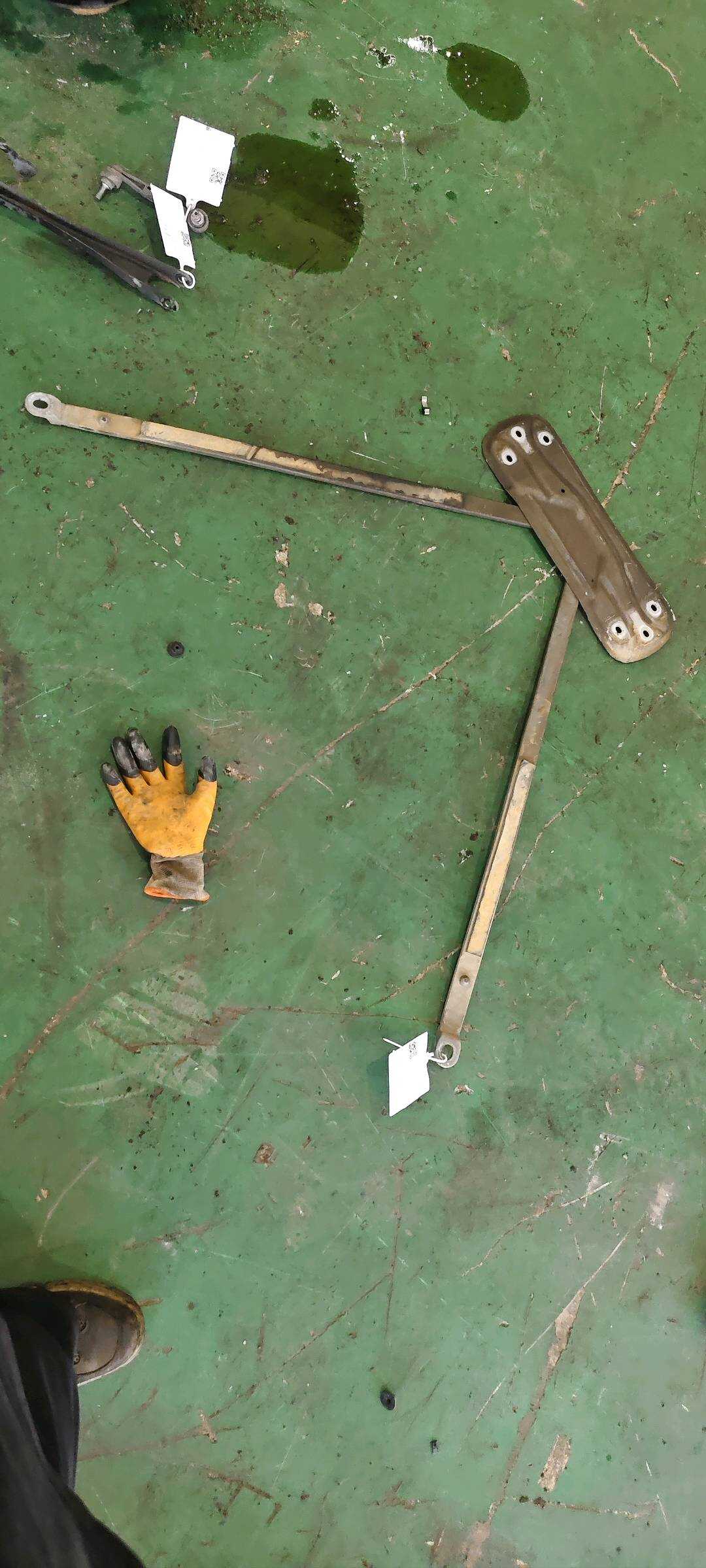 33316895140 Tie Rod
