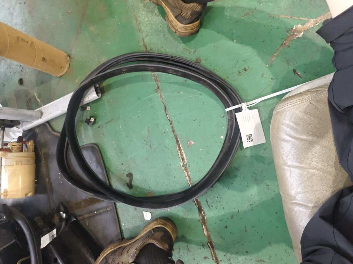51727278504 Rear Door Body Seal Strip, Left