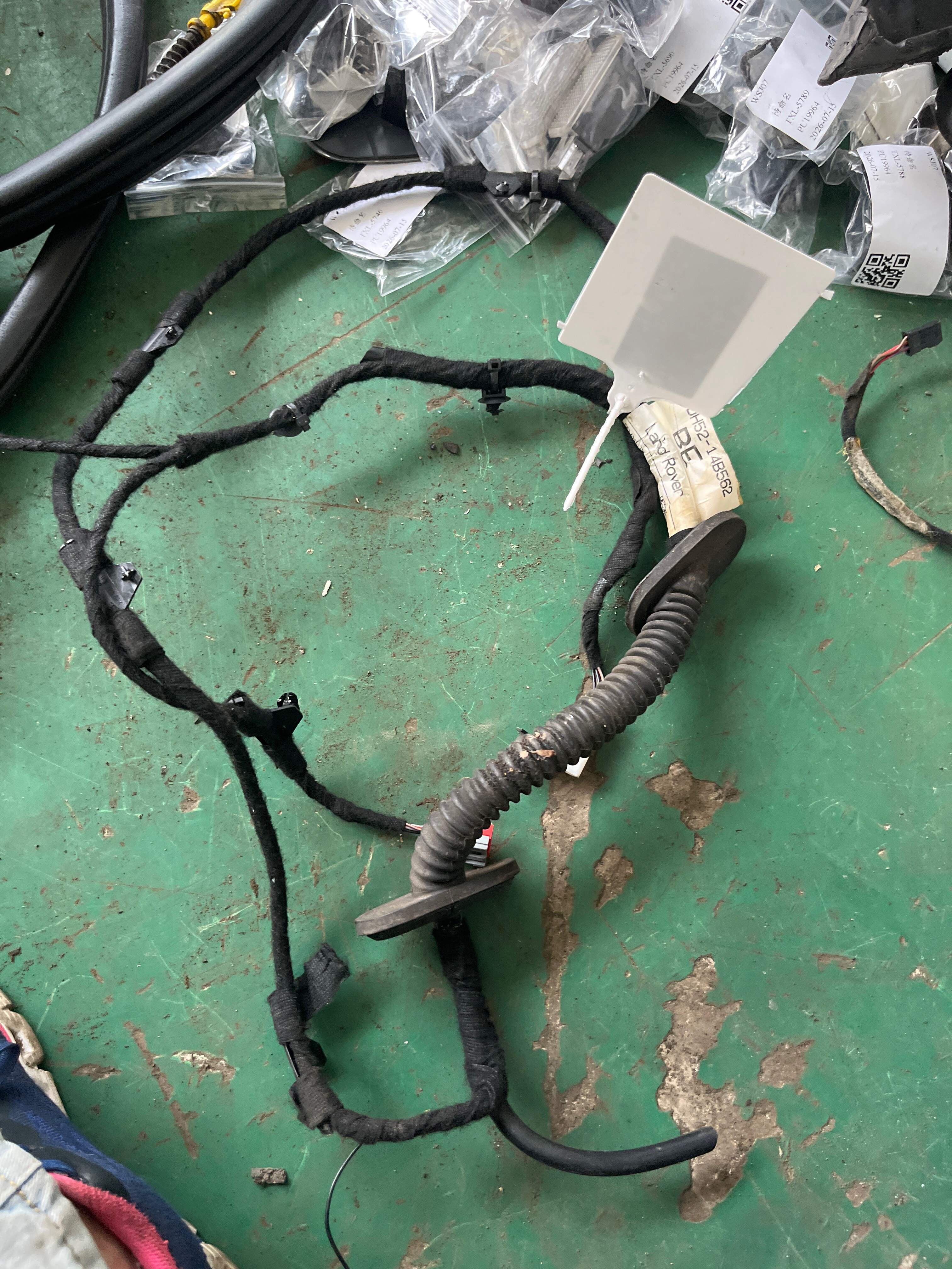 LR051607 Trunk Lid Wiring Harness