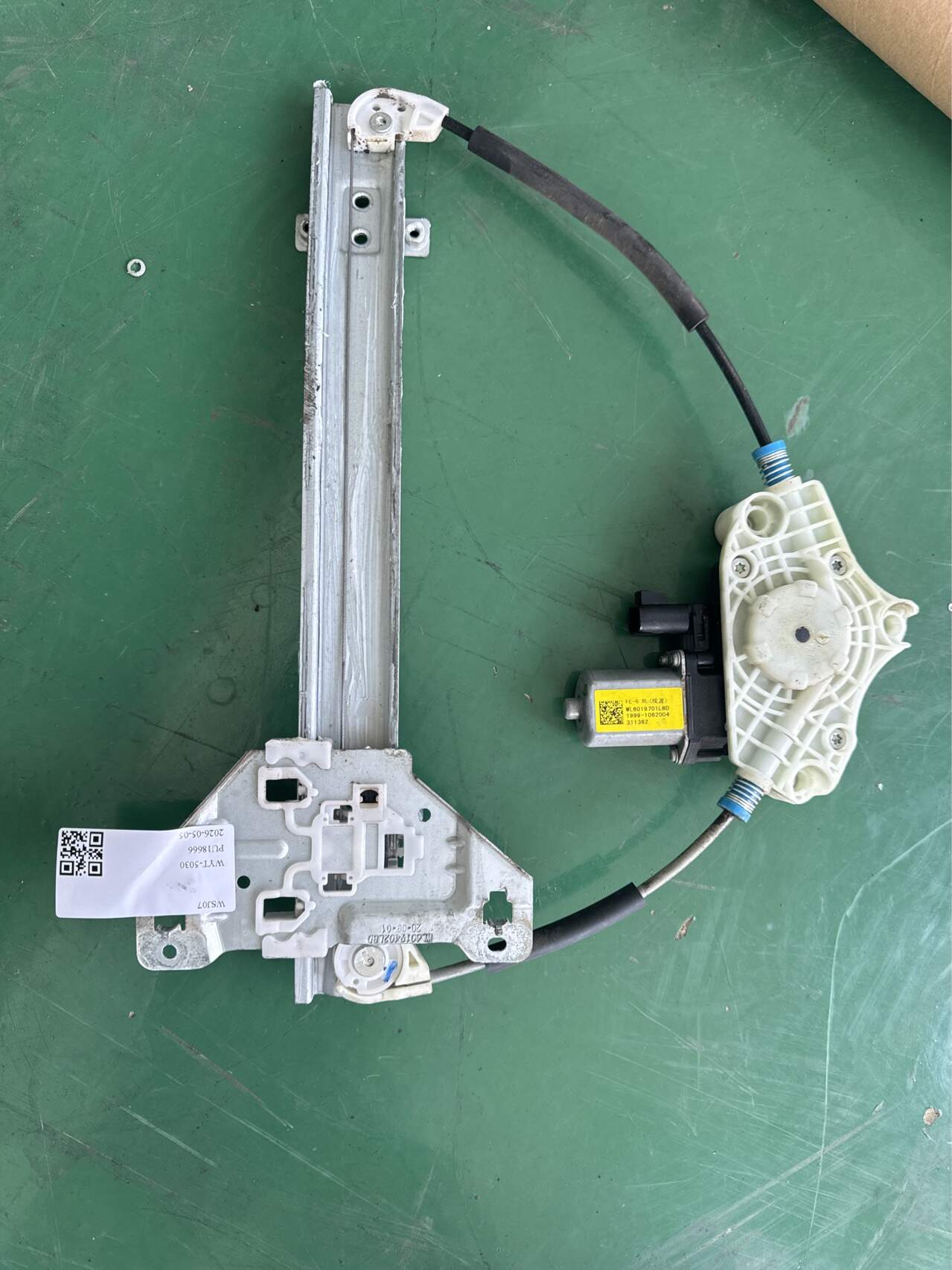 5085065400 左后车门玻璃升降器