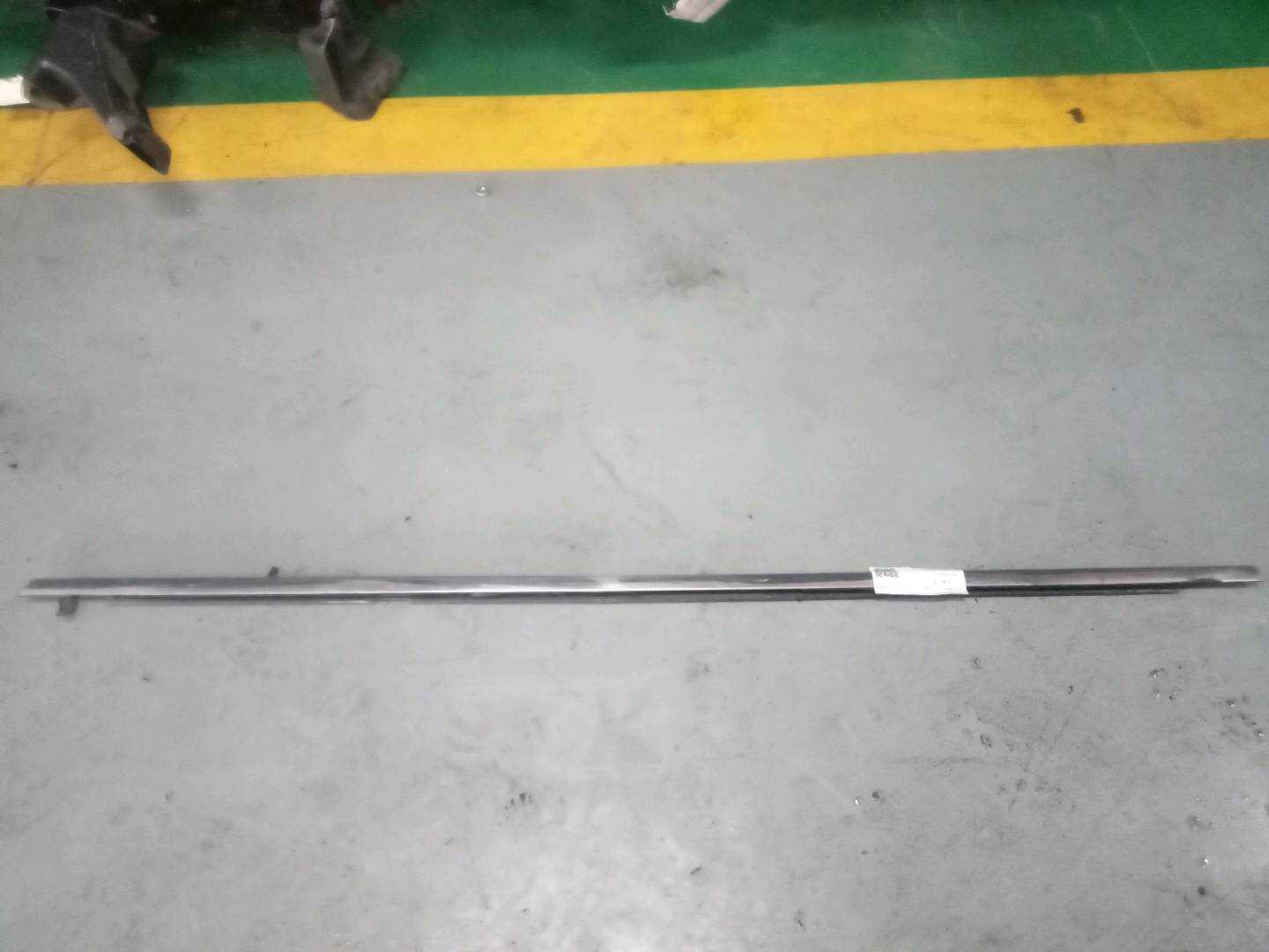 72910SDAA01 后门玻璃压条(右外)