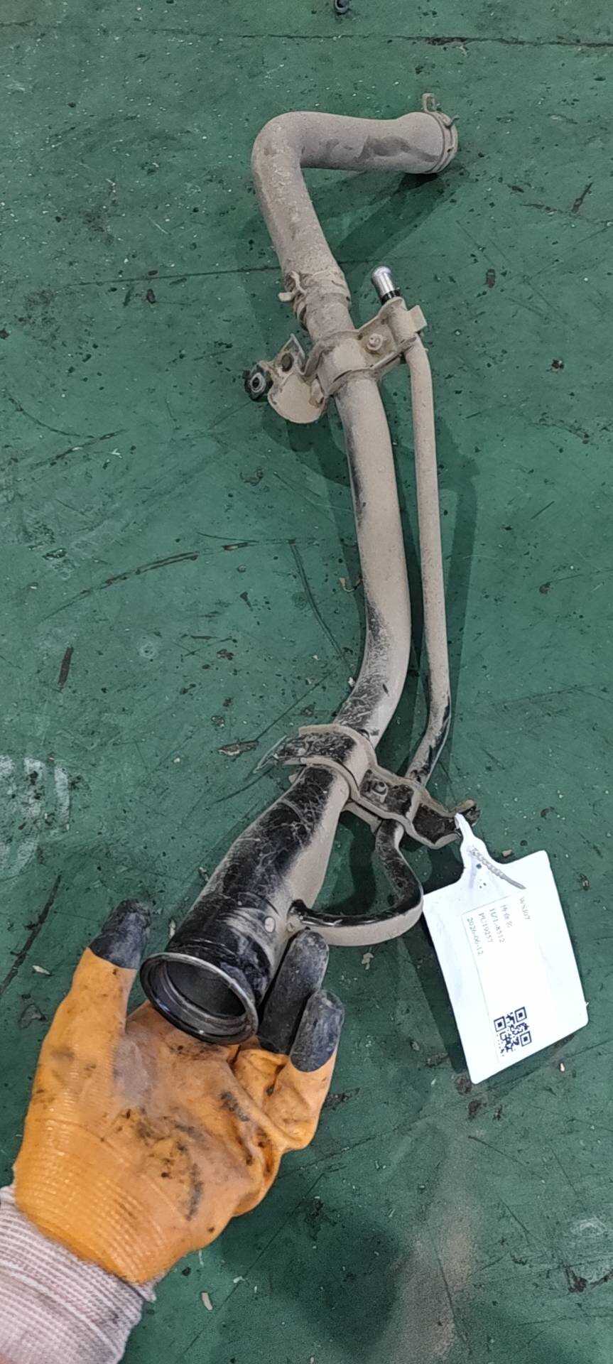 17660TR0H01 燃油箱加油管