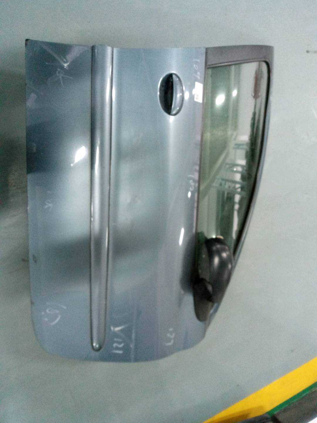 9004K5 Front Door Shell, Right